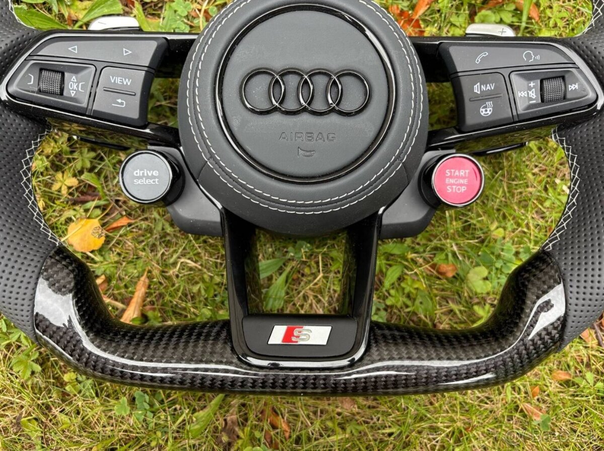 AUDI R8 VOLANT SPORTOVY --- START/STOP - DRIVE SELECT karbon - 7