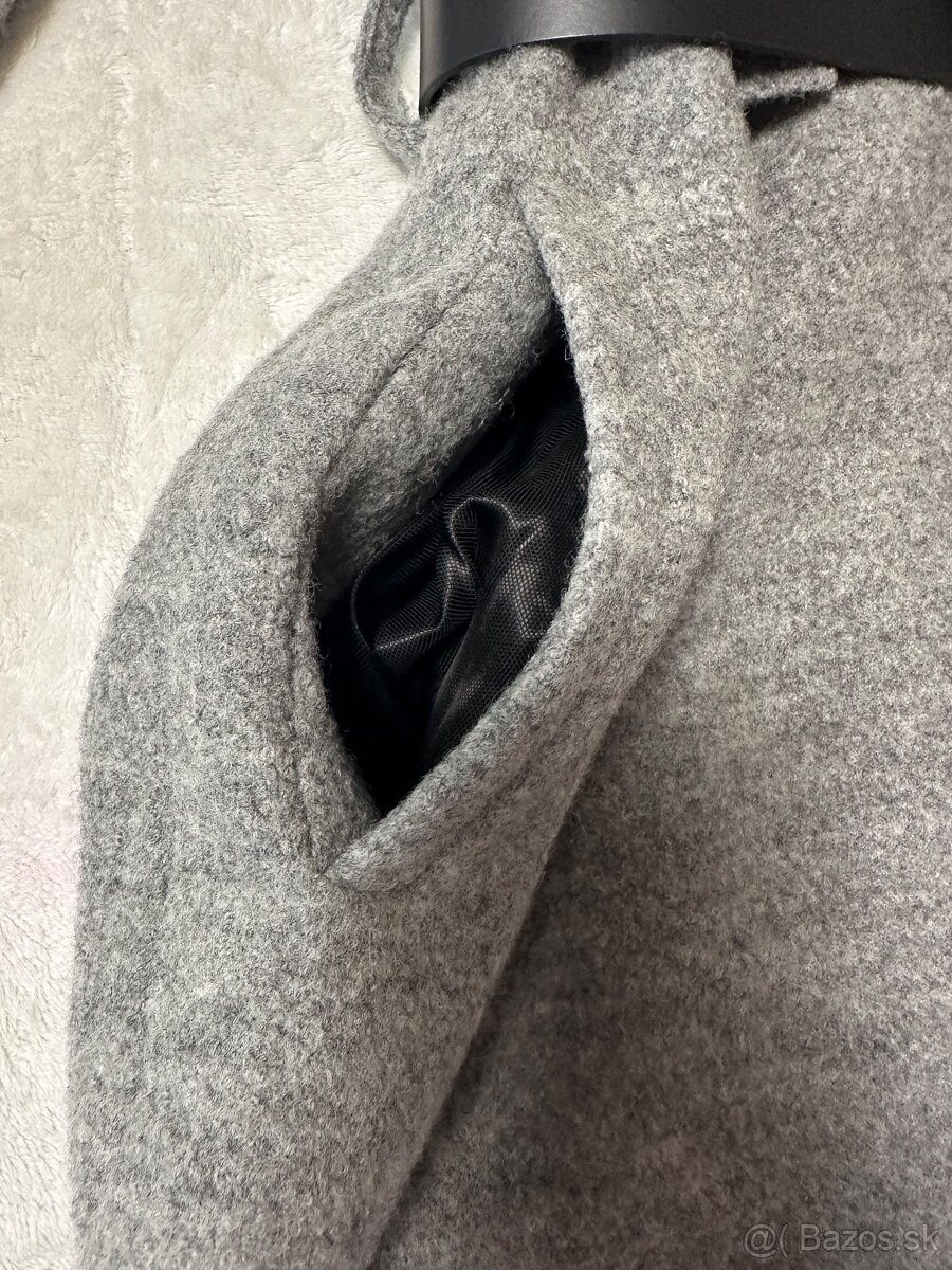 Asymetrický sivý kabát zn. Pietro Filipi originál - 7