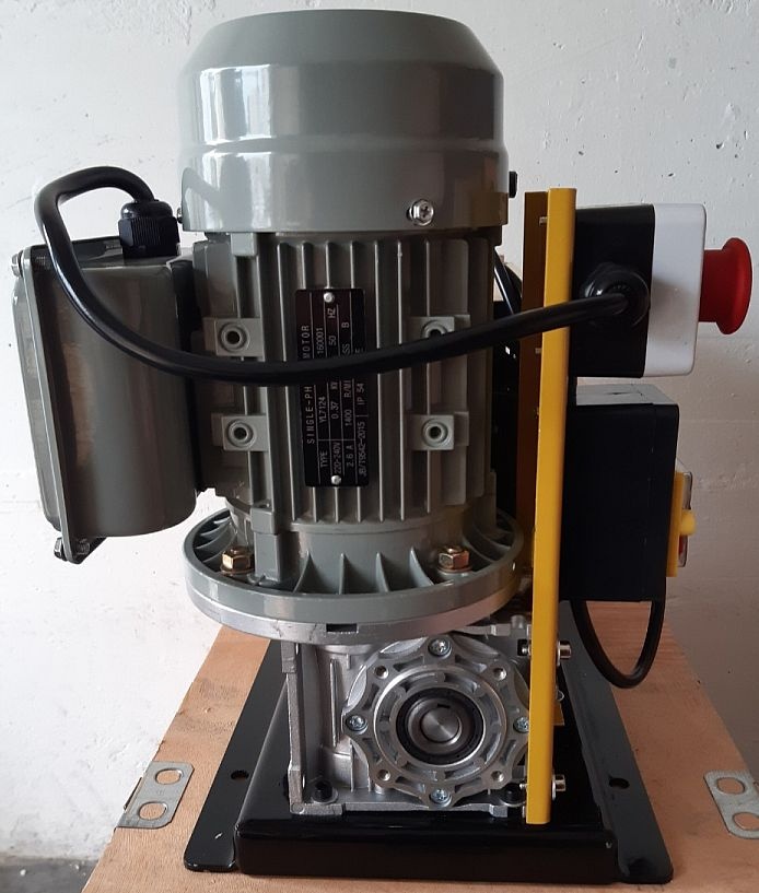 Lupačka páračka kablovej izolace 750W-370W / 230V 38mm - 7