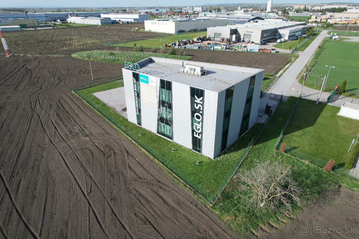 Predajňa, showroom, administrativa a sklad - 7