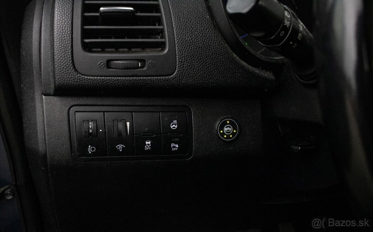 Predám Hyundai ix20 1,6 LPG DOHC CVVT 16V Style AT, 92 kW A6 - 7