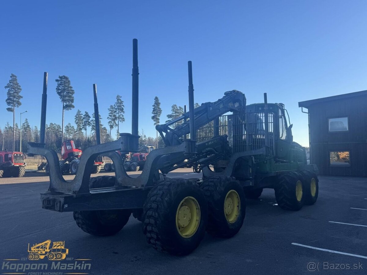 Vyvozka John deere 1210g - 7