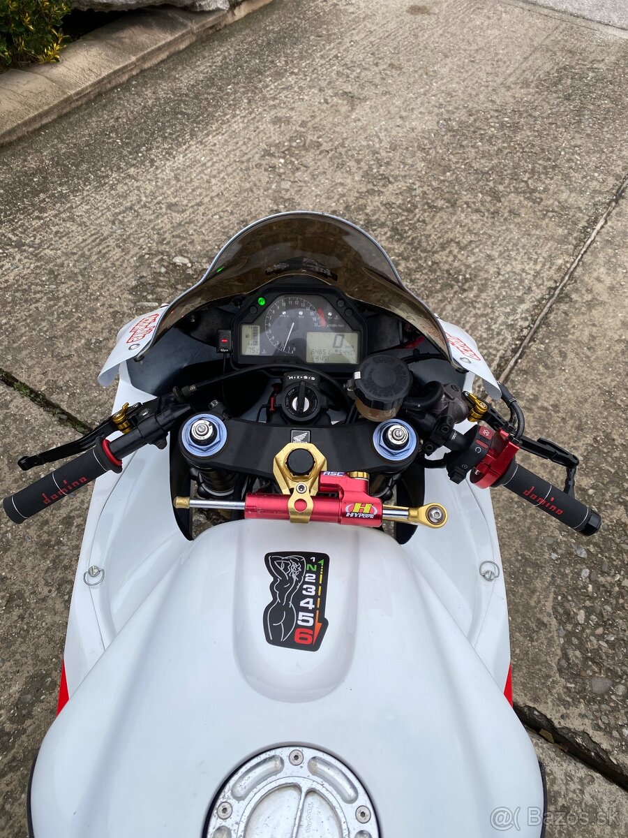 Honda cbr 600rr - 7