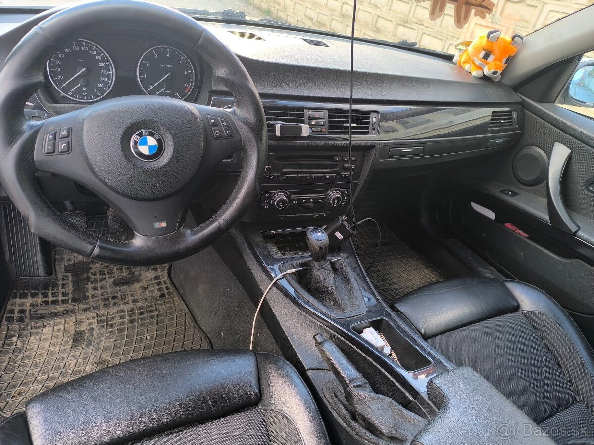BMW E92 320i - 7