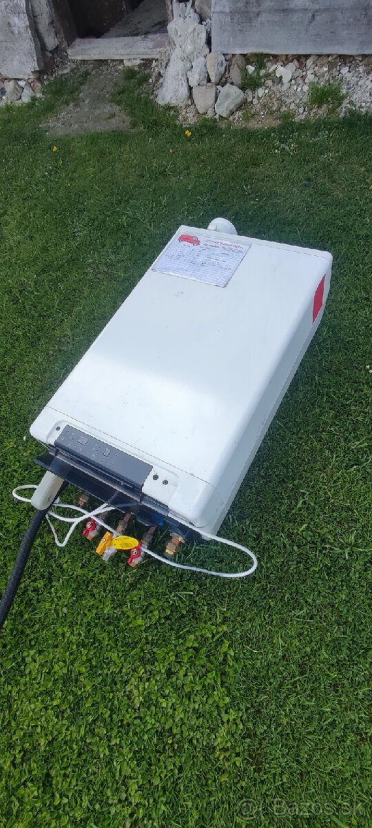 Predám plynový kondenzačny kotol INTERGAS HRE 36/30 - 7