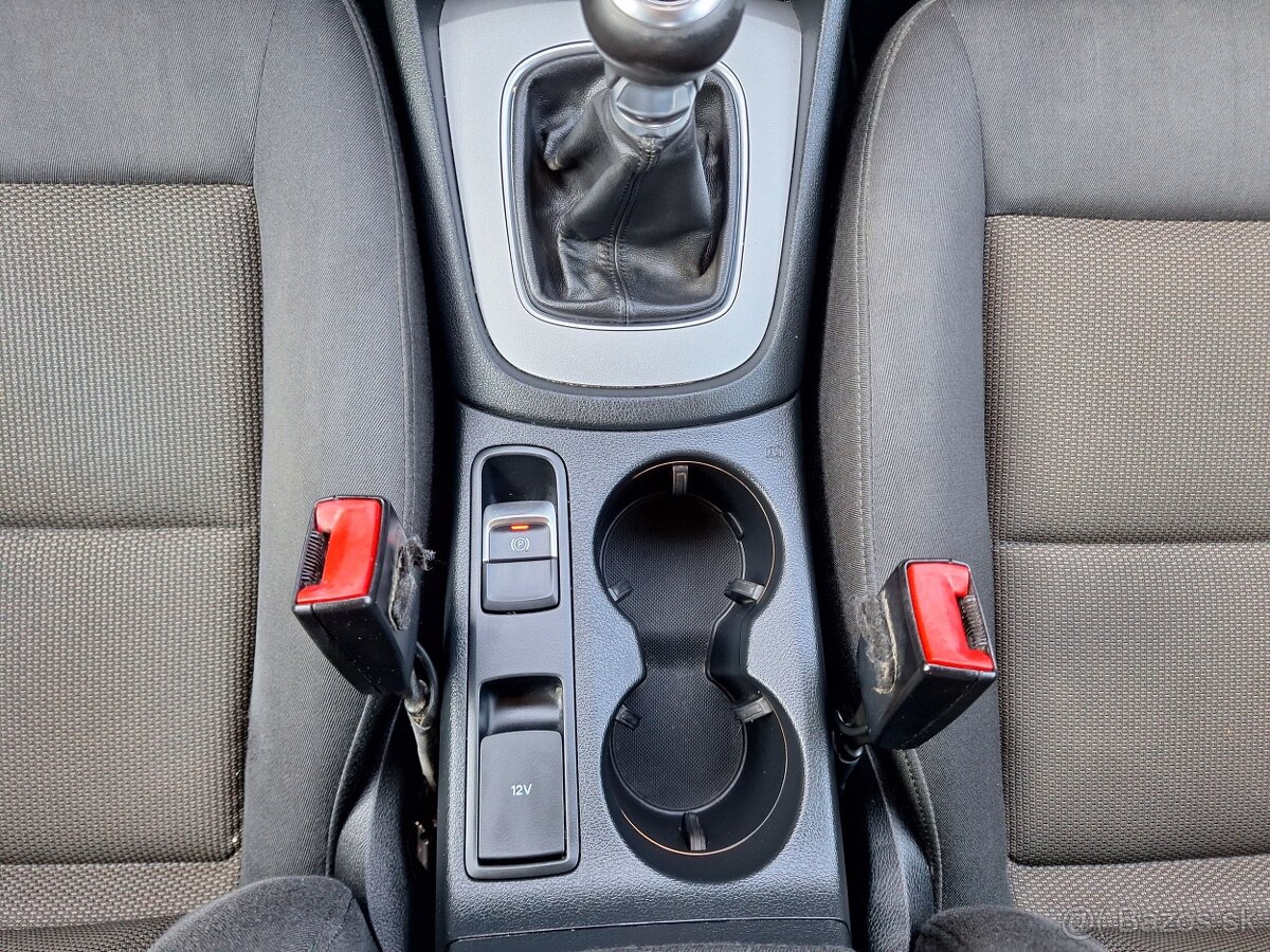 Audi Q3, 2,0TDi TOP STAV, 1.majitel - 7