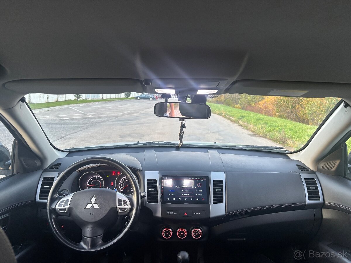 Mitsubishi Outlander 2.0 DI-D - 7