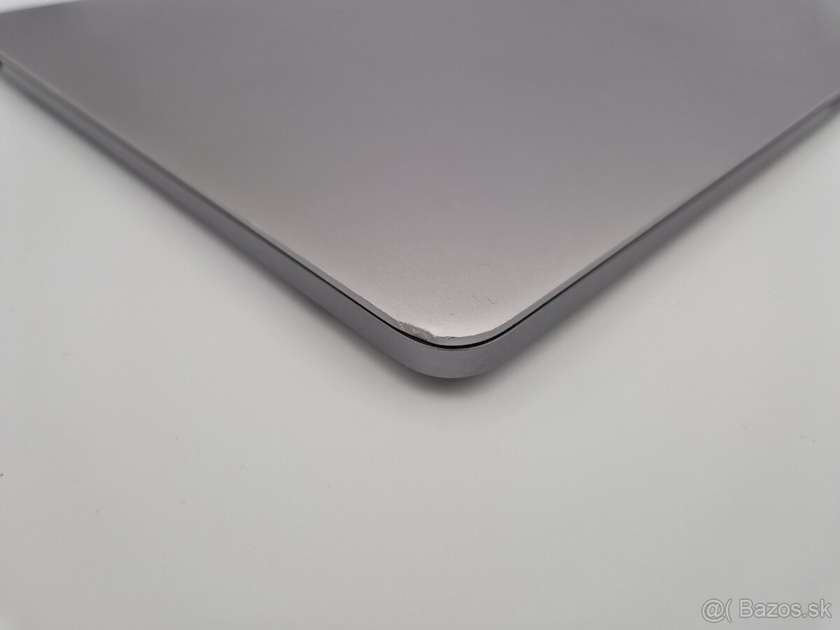 ▼Apple MacBook Pro 15" (2016) A1707 - 15,4" / i7-6700HQ / - 7