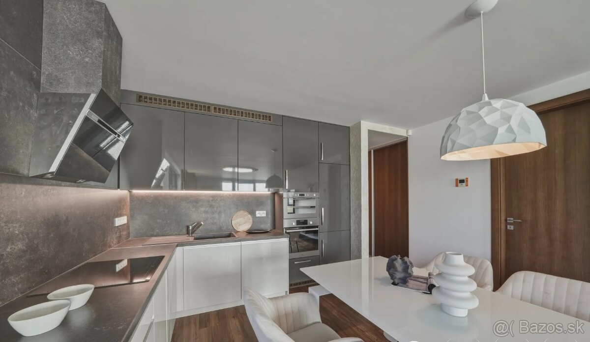 2iz luxusný, priestranný byt na nábreží Dunaja – foto 9