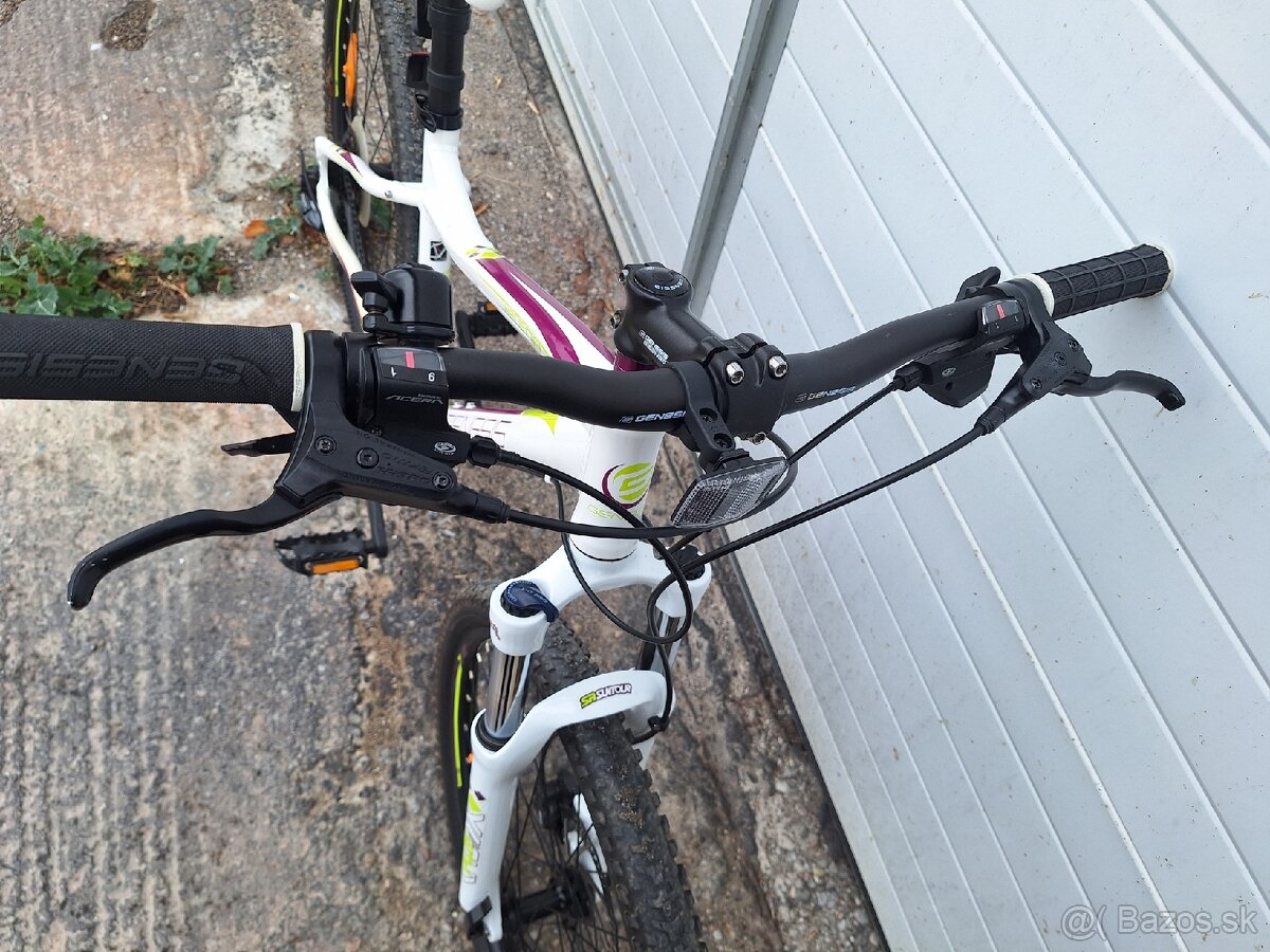 Horský bicykel Genesis Helena, 26", v dobrom stave - 7