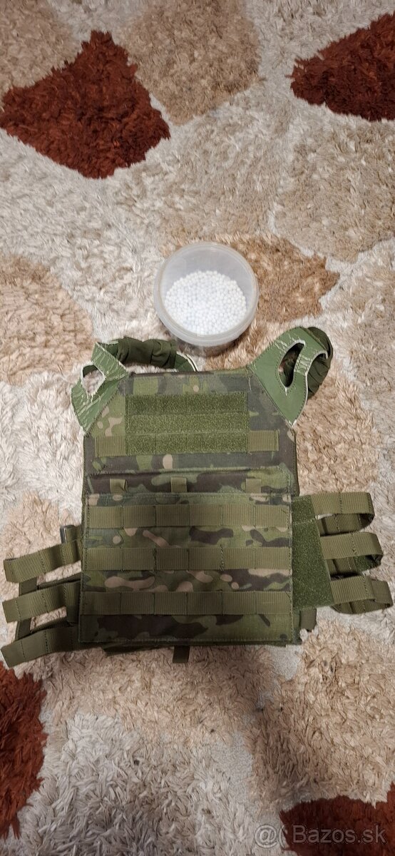 Predám airsoftku M4 AR15 + výbava - 7