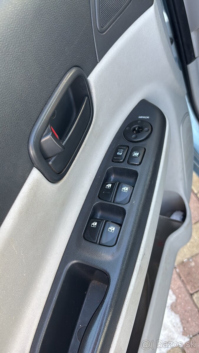 Hyundai Accent 1.5 CRDi, r. 2009 – nová STK - 7