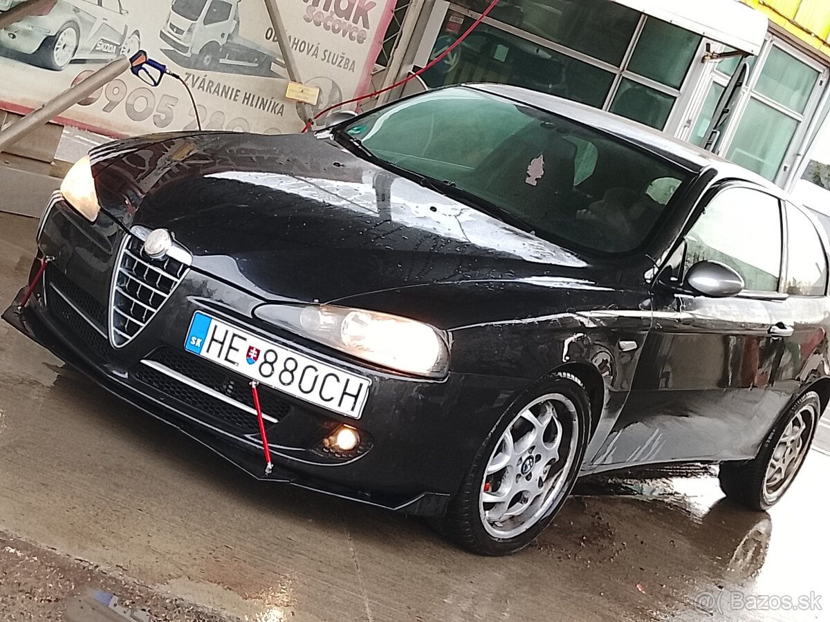 Predám alfa Romeo Q2 1.9 JTD 110 kw - 7