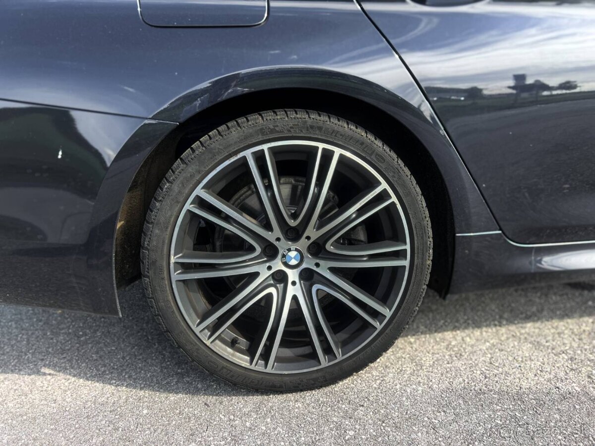 BMW Rad 5 Touring 520d A/T ZNÍŽENÁ CENA - 7