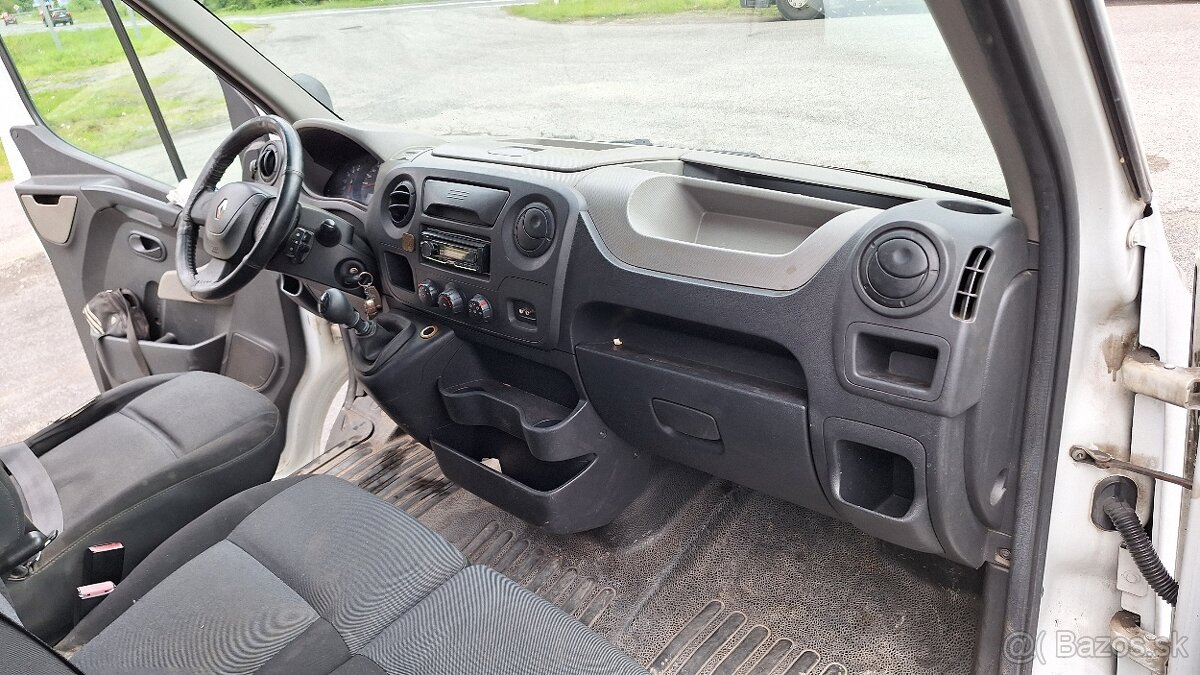 Renault Master 2.3dci 92kw rok 2011 3 miestny - 7