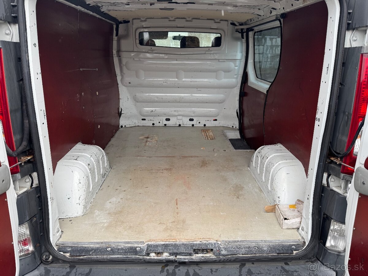 Trafic 2.5dci 107kw - 7