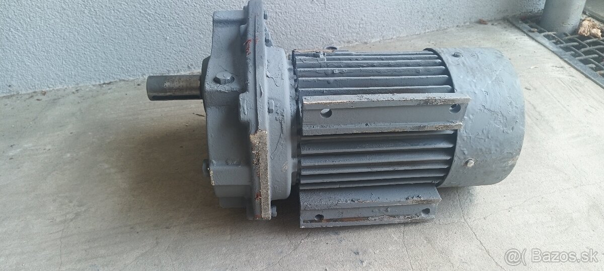 Elektromotor - 7