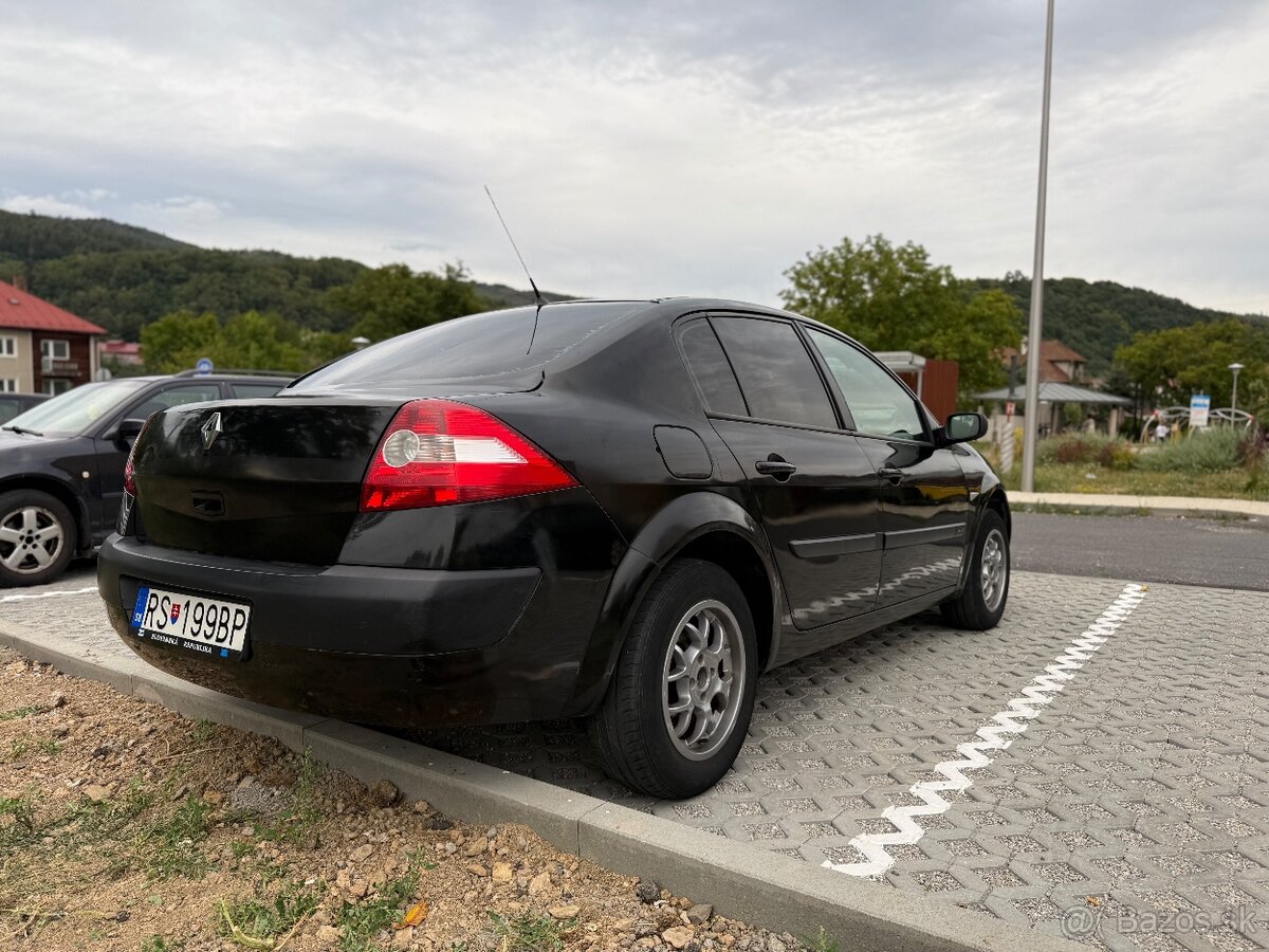 Renault Megane 1.4 - 7