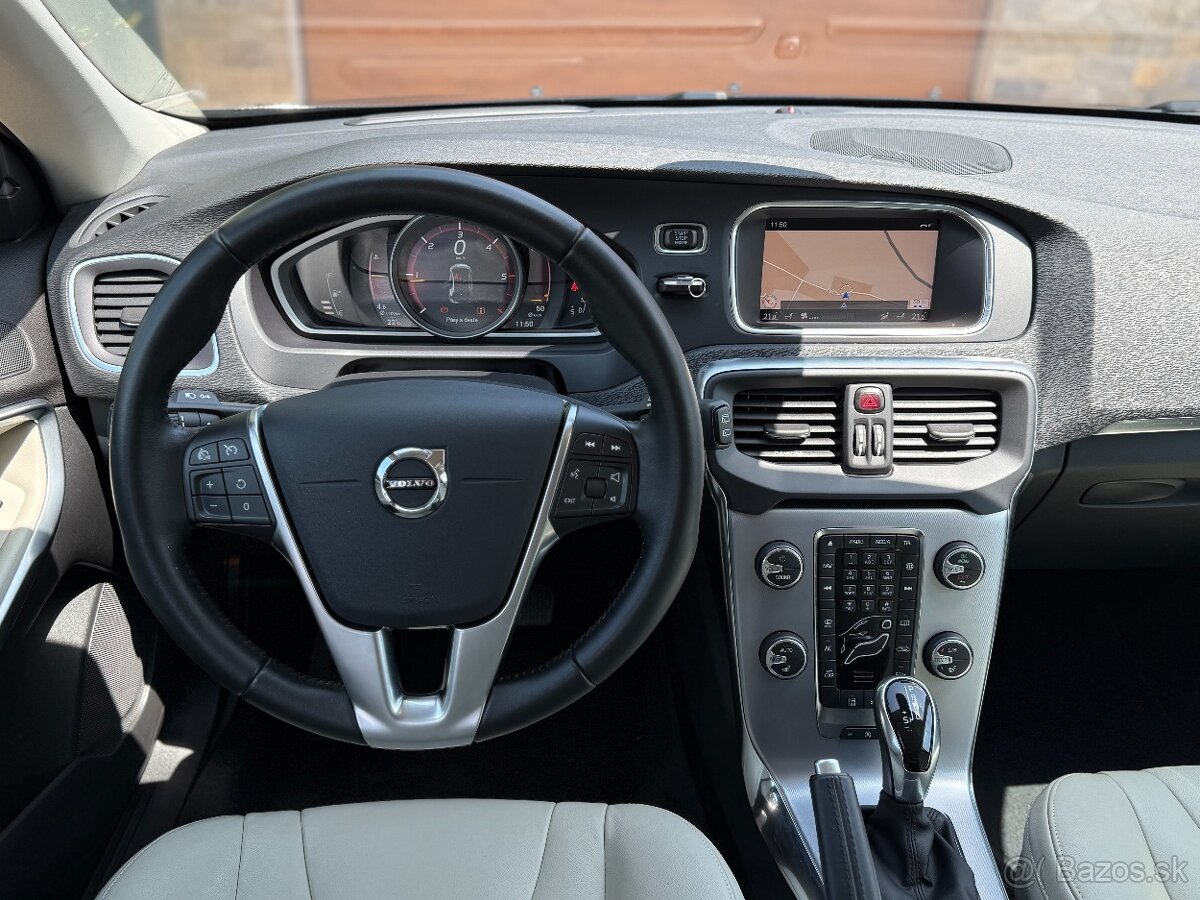 VOLVO V40 2.0 D3 Automat INSCRIPTION - 7