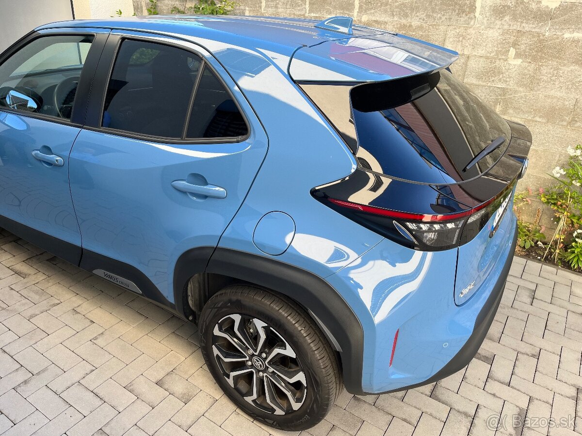 Predám Toyota Yaris Cross benzin - 7