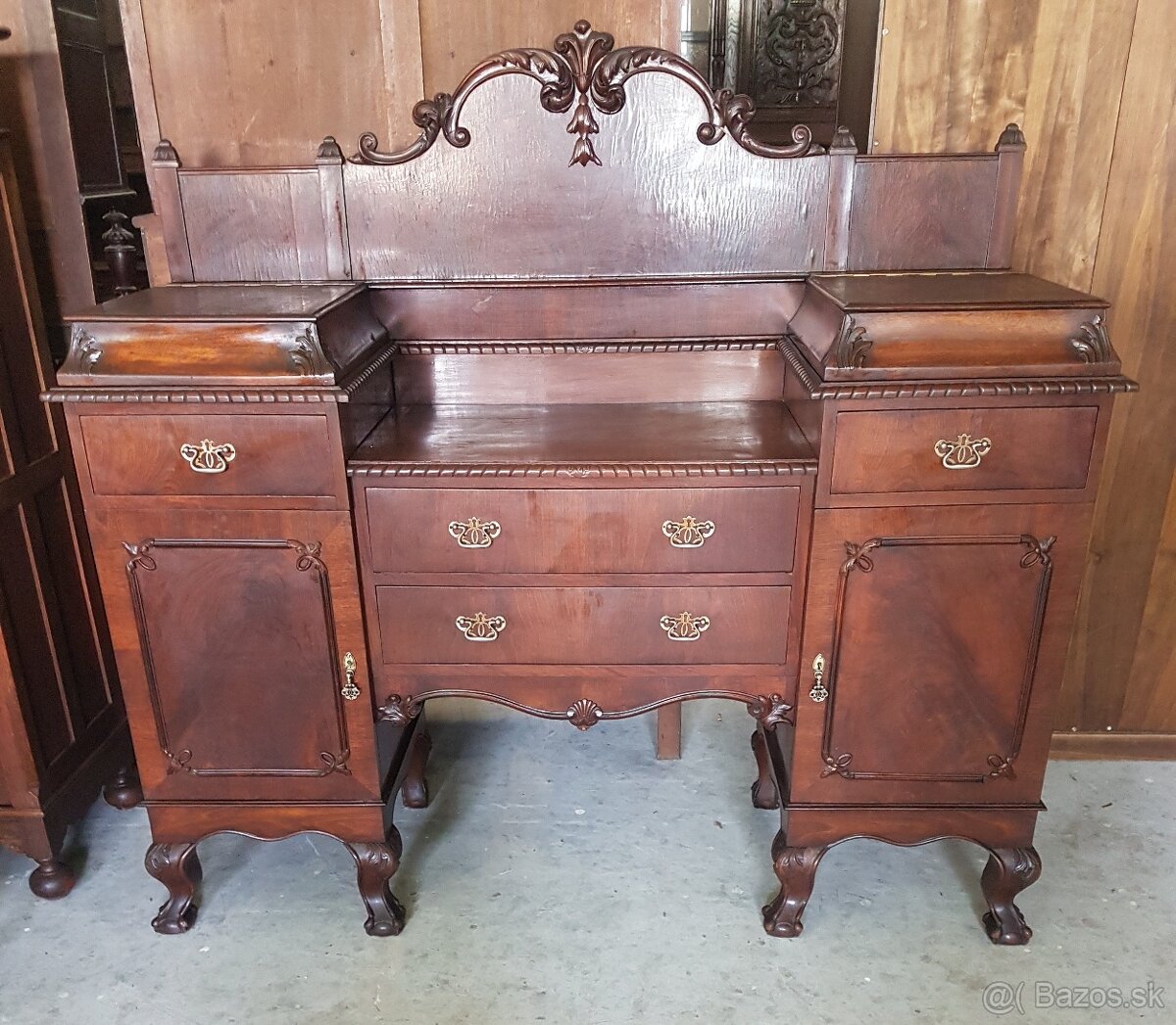 Starožitný nabytok - 7