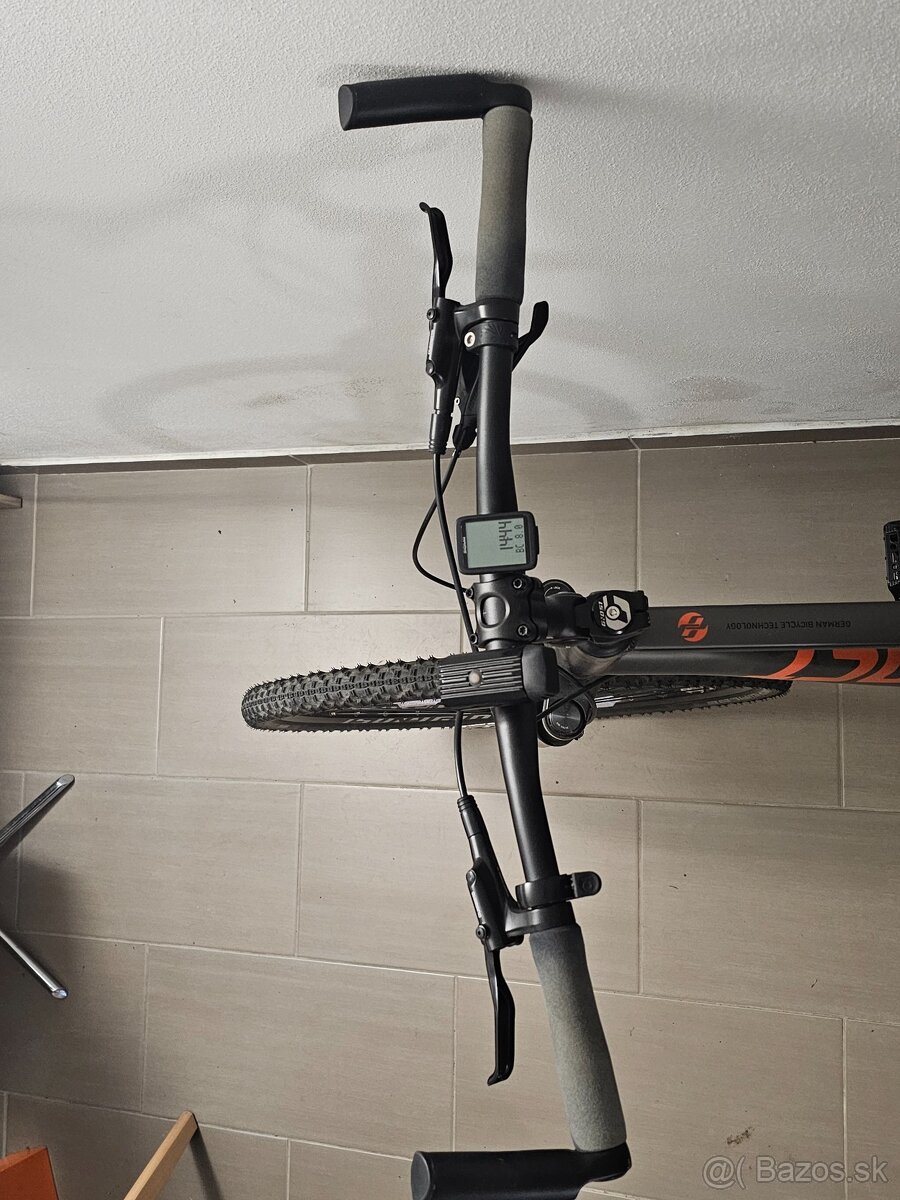 Ghost Square Cross 2022 - 7