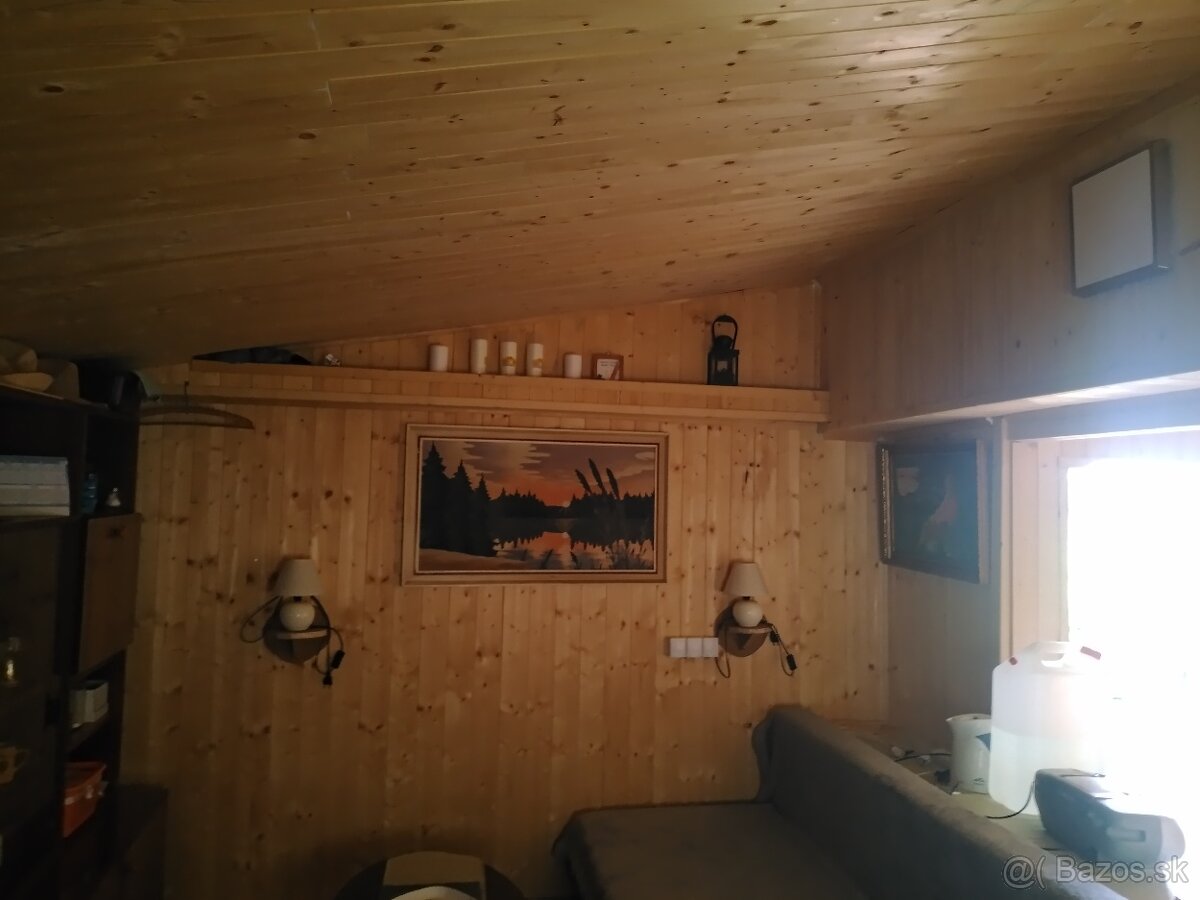 Záhrada s chatou Prievidza - 7