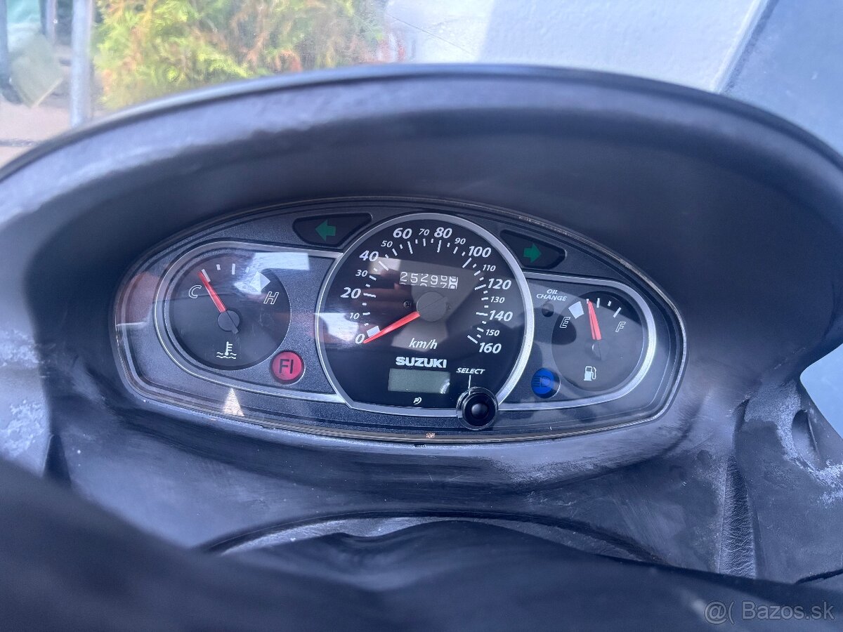 Suzuki Burgman 200 - 7