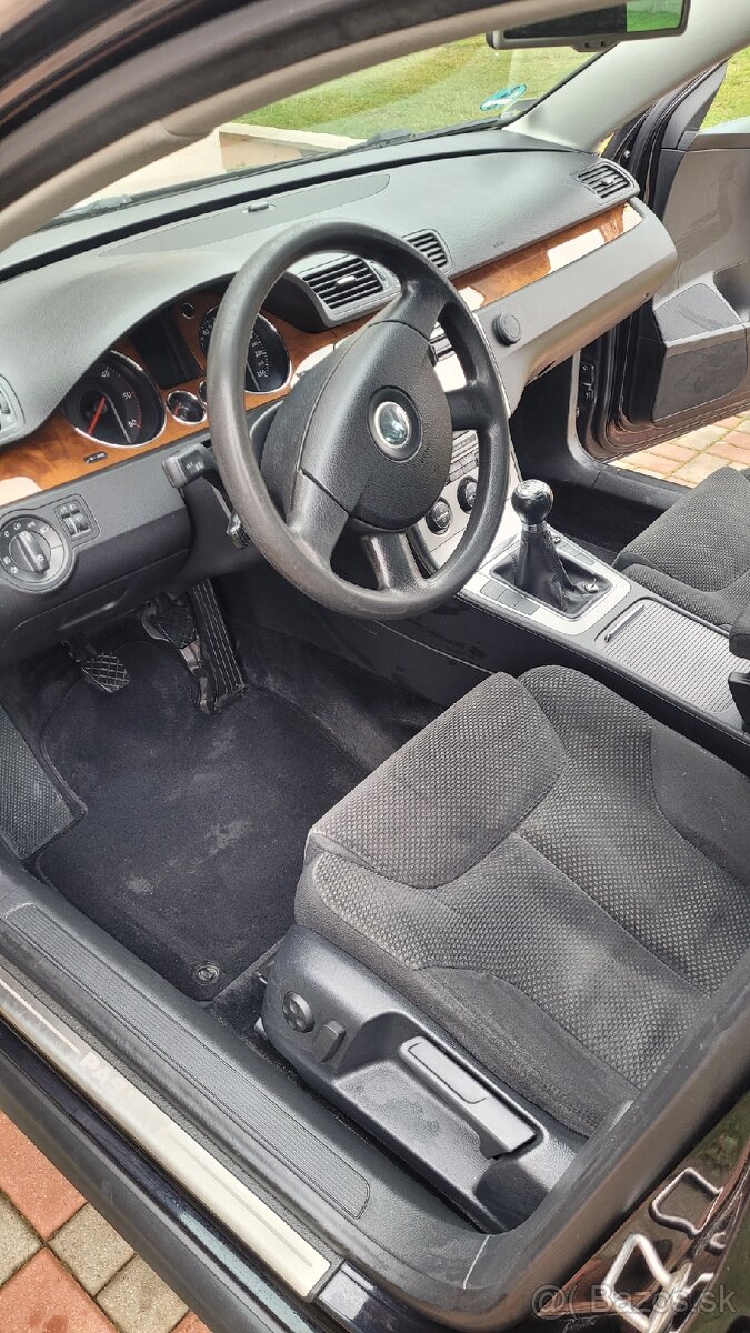 Volkswagen Passat B6 - 7