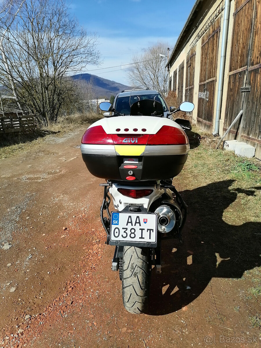 Suzuki dl650 V-strom - 7