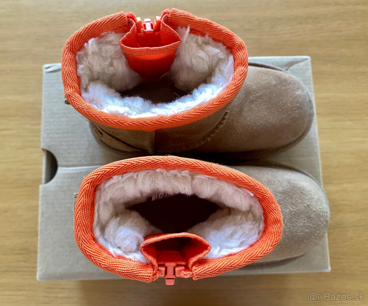 Detské cizmy UGG Classic mini Zipper, v. 25 - 7