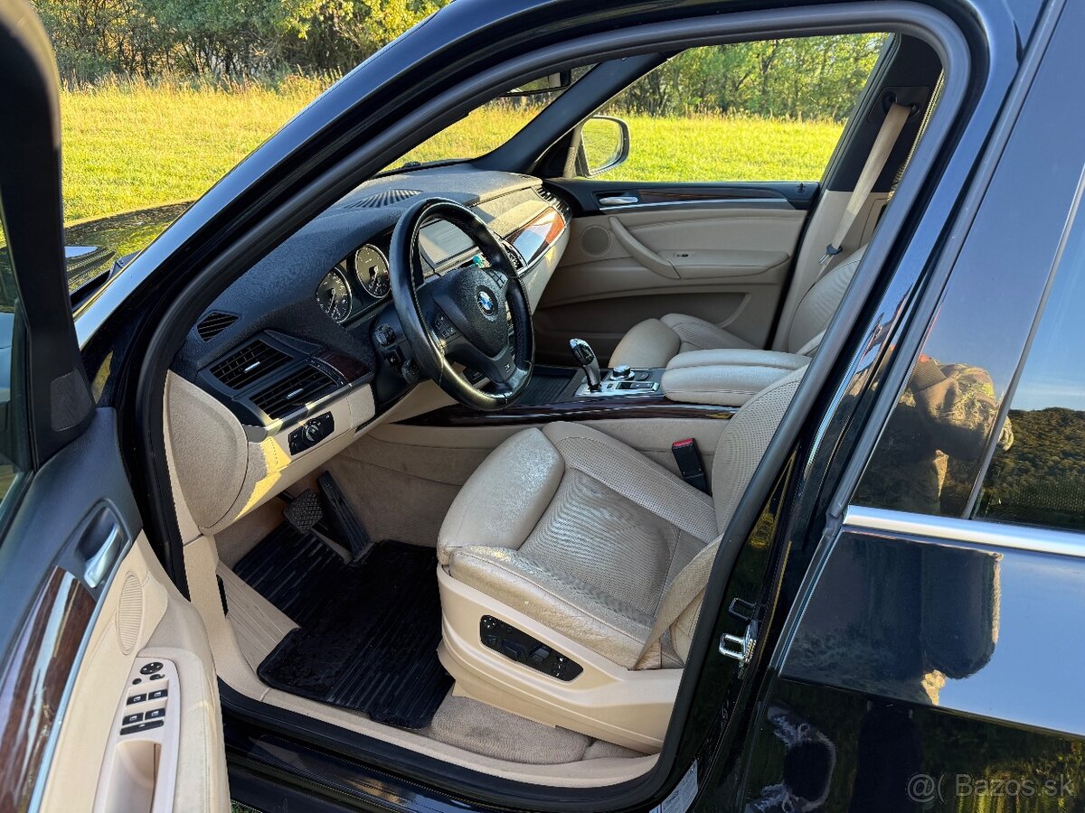 Predám BMW X5 e70 3.0d - 7