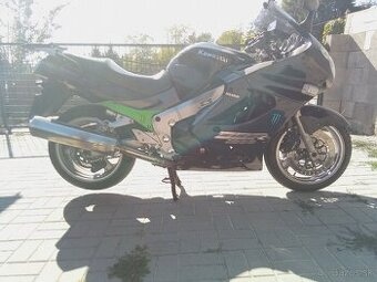 KAWASAKI ZZR 1200 - 7