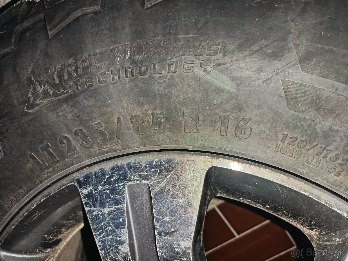 Kolesá Navara Pathfinder - 7