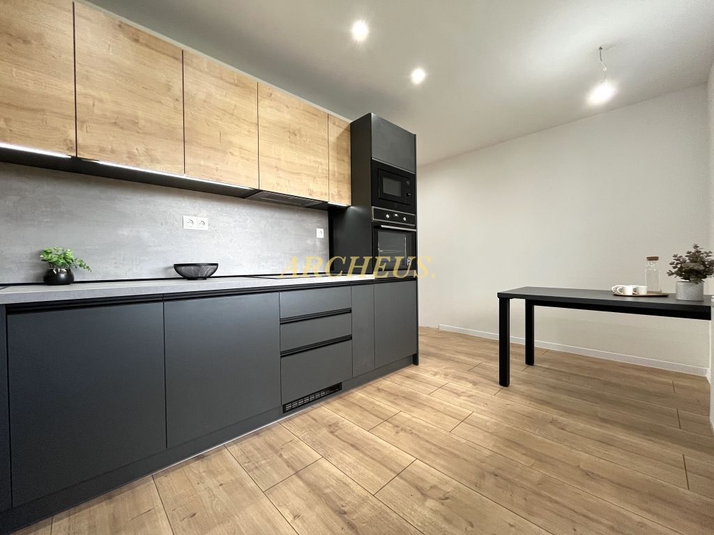 PREDAJ - 3 IZBOVÝ BYT S GARÁŽOU A LOGGIAMI, KURIMA, BARDEJOV - 7