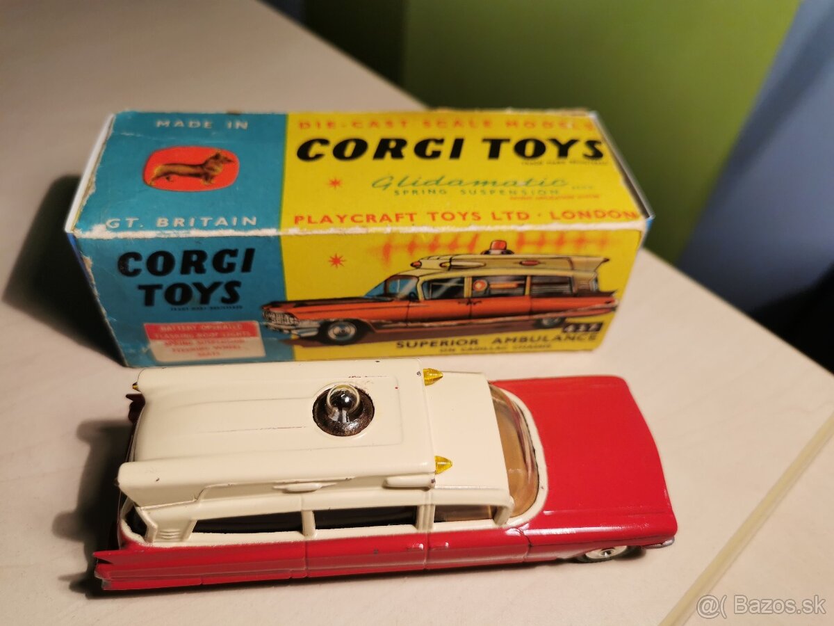 Corgi toys Ambulancia - 7