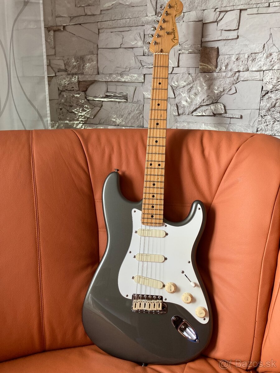 Fender Eric Clapton Strat - 7