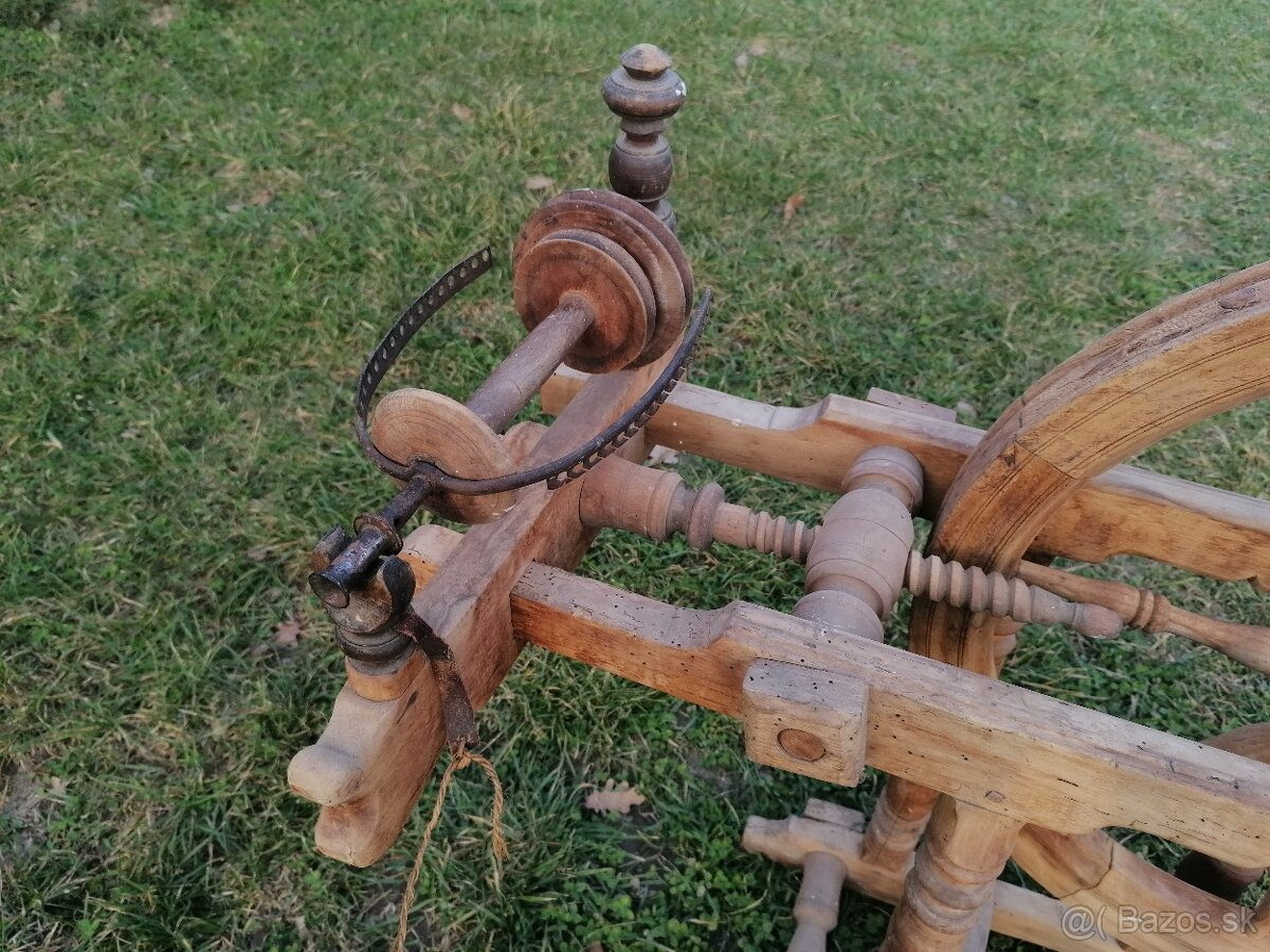 Predám starožitný kolovrátok - 7