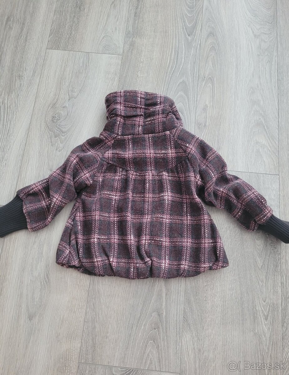 Next prechodny kabat - 7