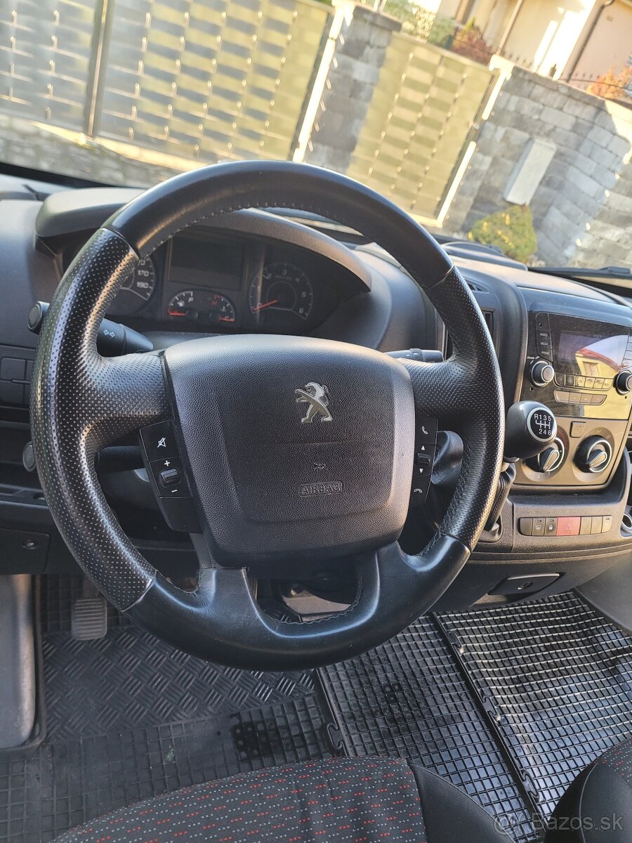 Predám Peugeot Boxer 2,2 hdi 110kw. - 7