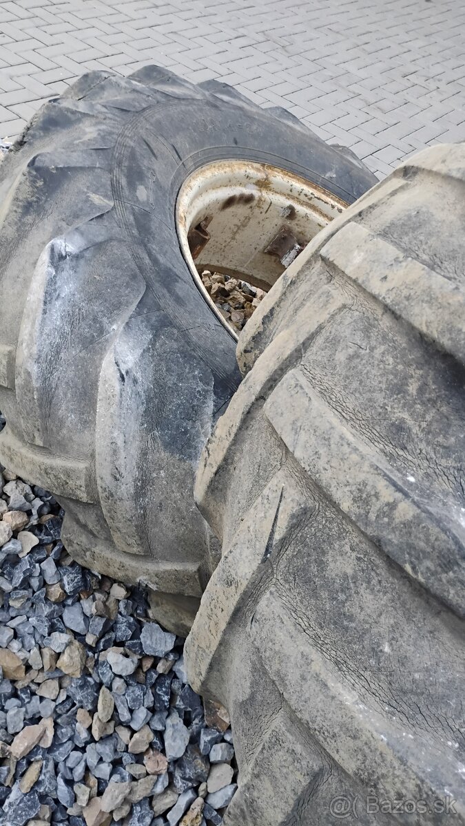 Zadne kolesa zetor 16,9/14-28 - 7