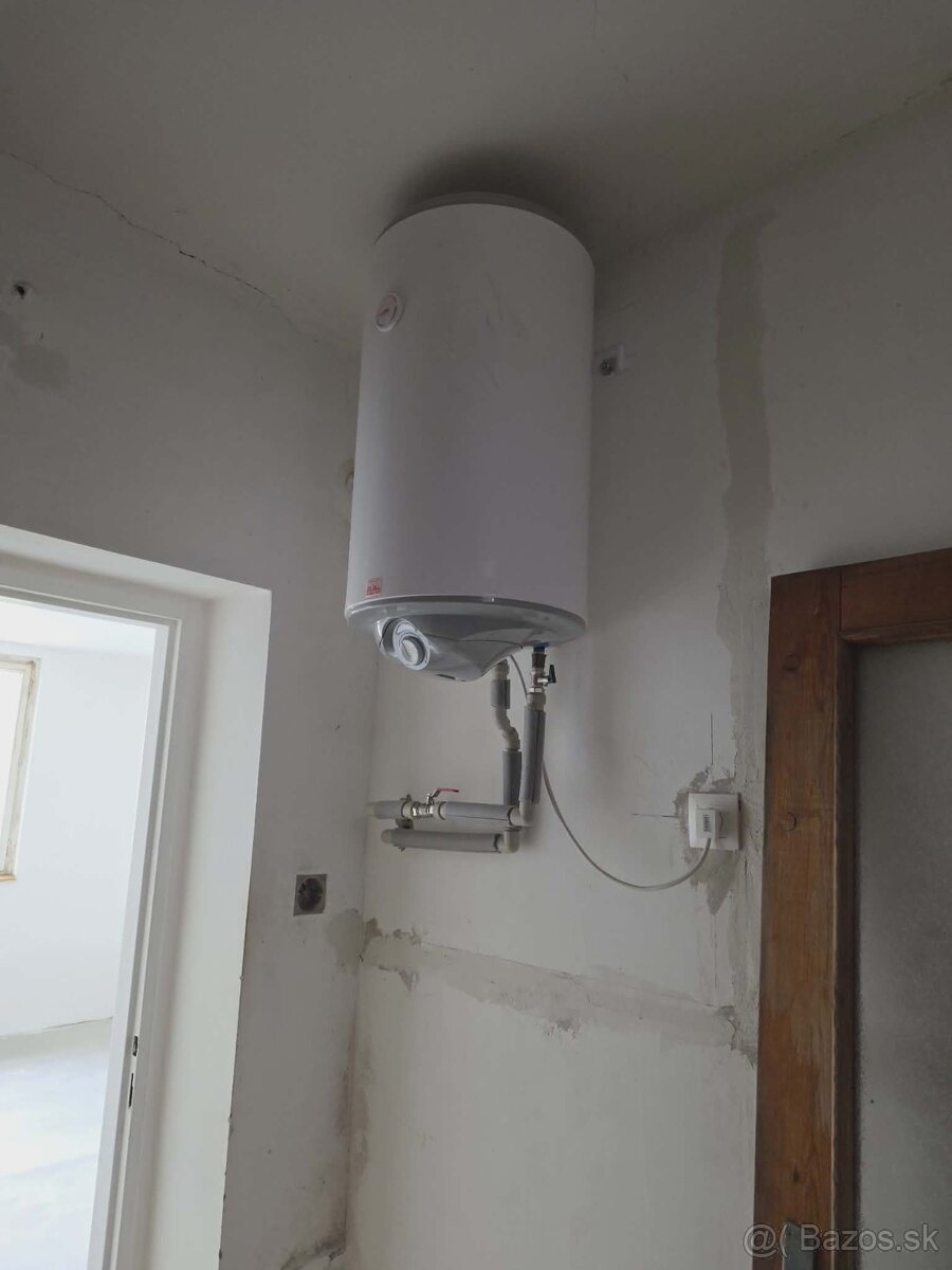 Ponúkame na predaj rod.dom v Kolárove - 7