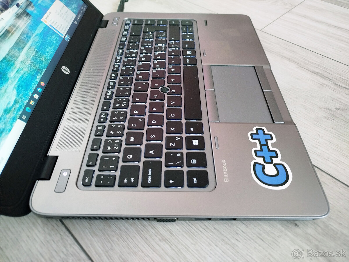 notebook HP 745 G3 - AMD A10 7350B, 8GB, ATi R7, SSD, W10 - 7