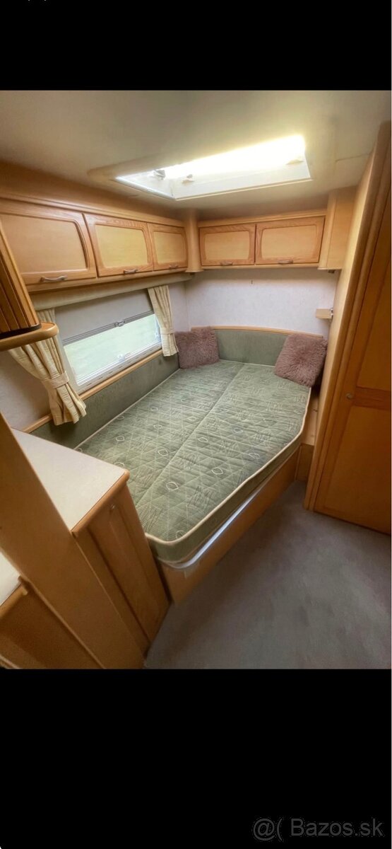 Prodám Karavan Pevná postel - Mover - 7