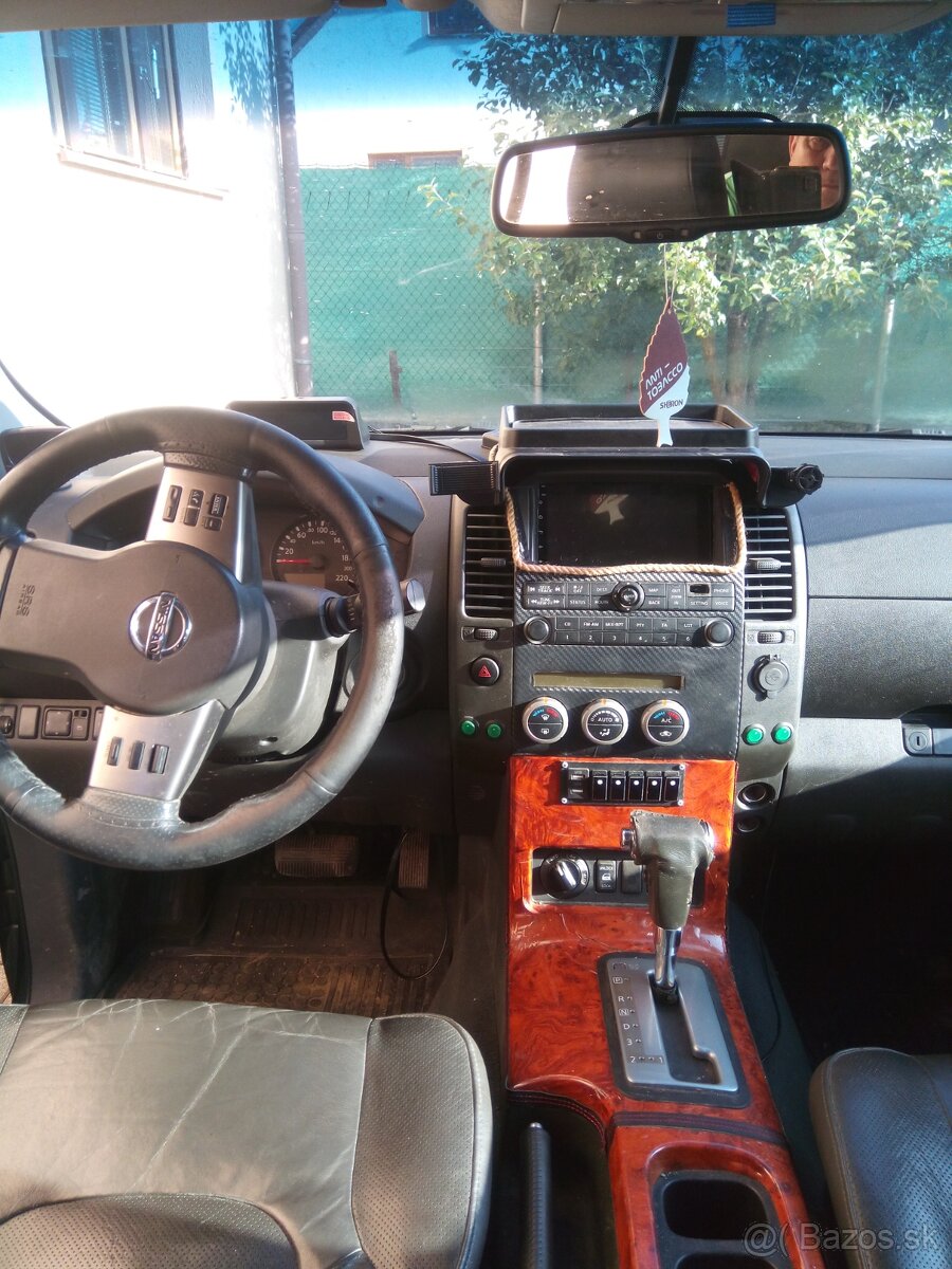 Nissan Navara D40 - 7