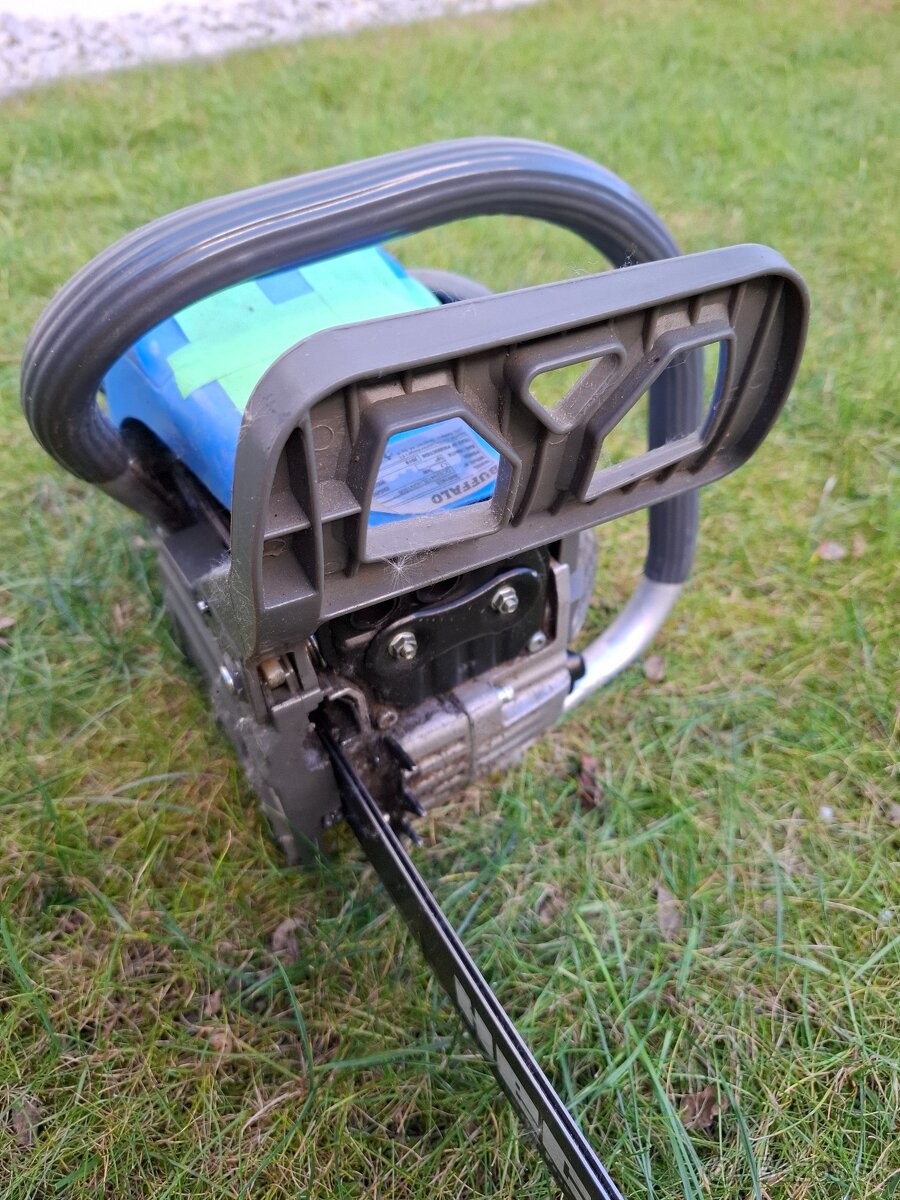 Predam motorovu pilu. - 7