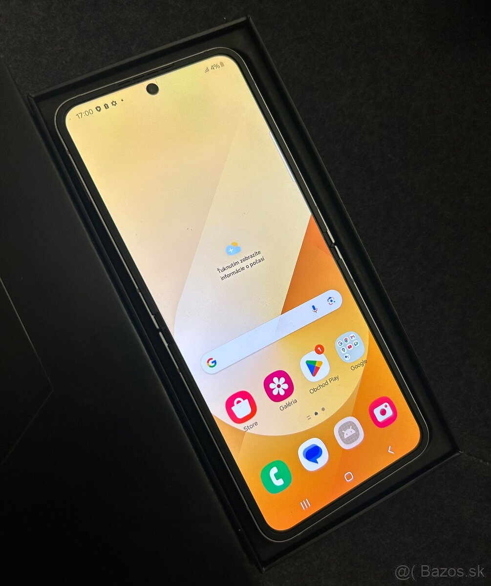 Samsung Galaxy Z Flip 6 256GB - top stav - 7