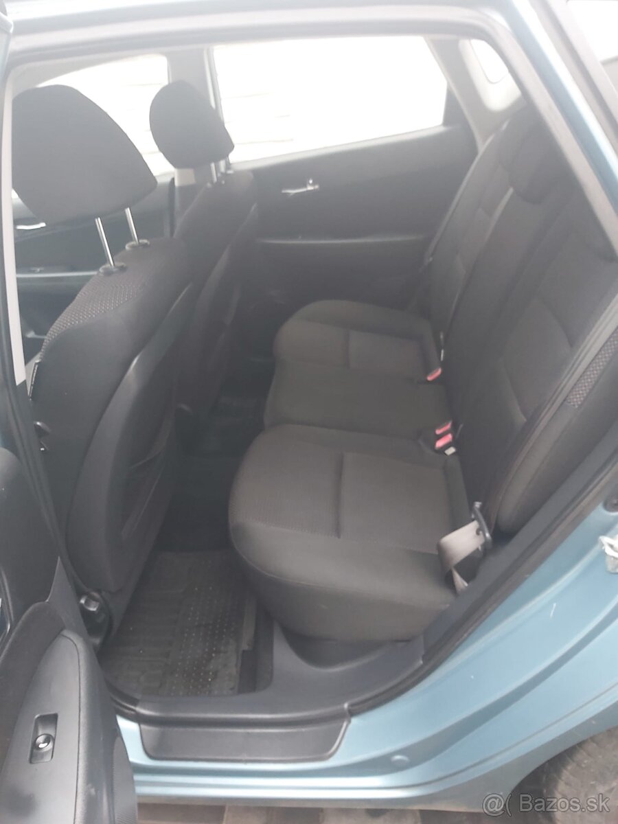 Predám Hyundai i30 2010 - 7