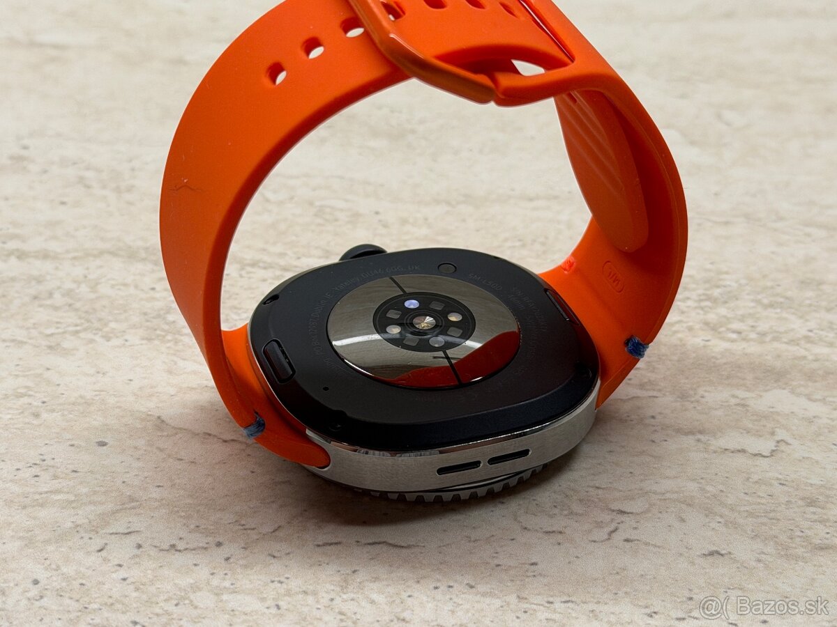 Samsung Galaxy Watch 8 Classic 46mm - 7