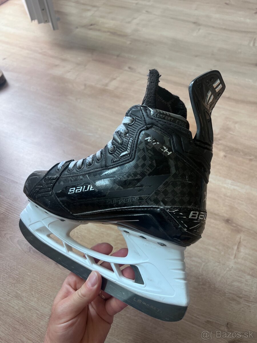 BAUER supreme mach - 7